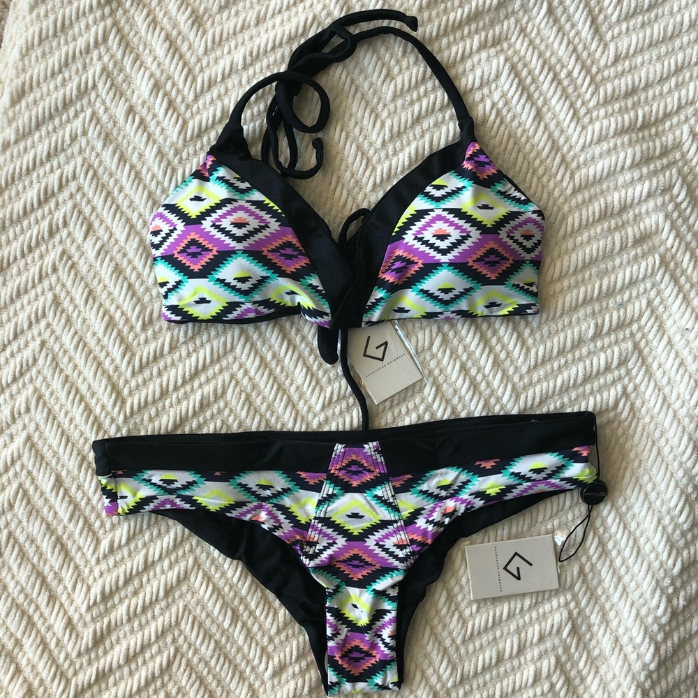 Khong boon swimwear bikini set
